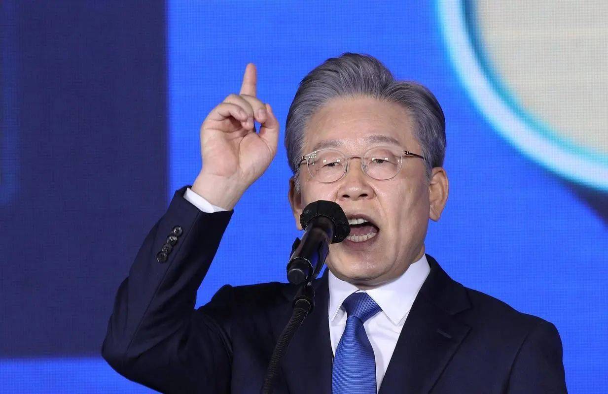 李在明妻子因“公款吃喝”被罚款