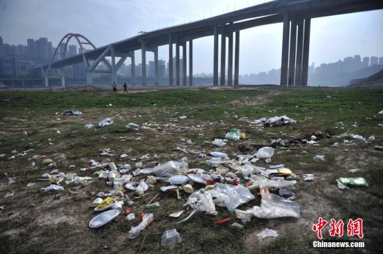 印度又断水:大坝关闭 下游河床裸露