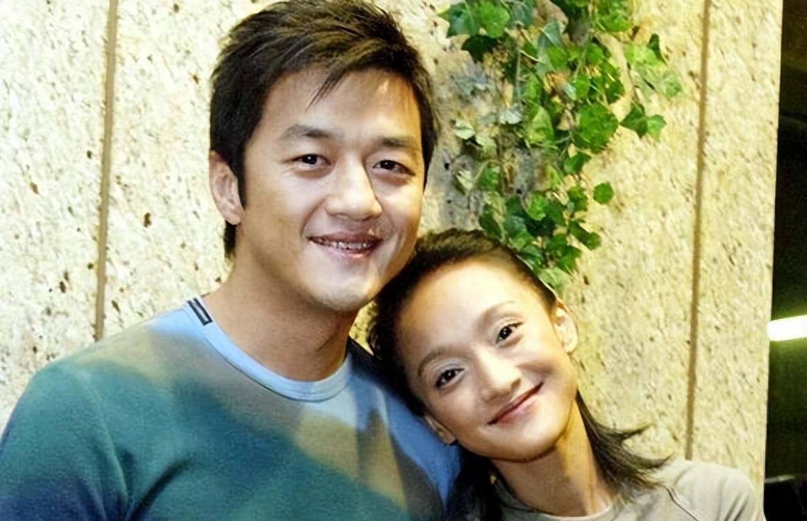 李亚鹏妻子自曝没钱 从大平层换小房