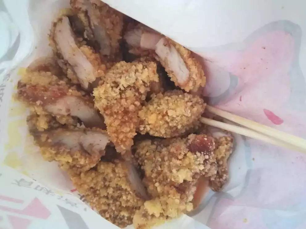 爆料正新鸡排有生蛆
