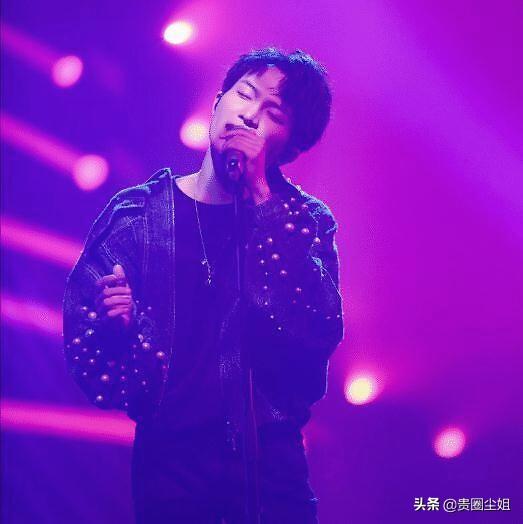 单依纯《歌手》首期排名第一