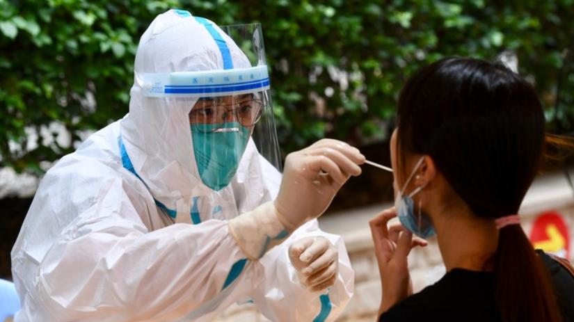 新冠阳性率上升 专家：病毒还在变异